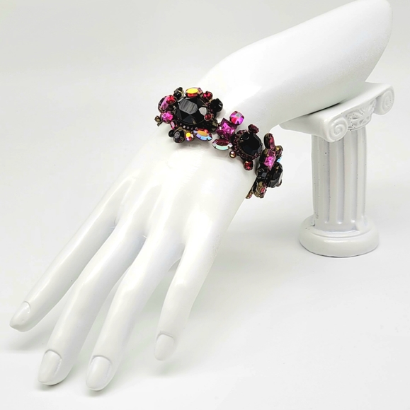 Sorrelli Garnet + Red Aurora Borealis Swarovski Crystal Statement Bracelet - Picture 5 of 12